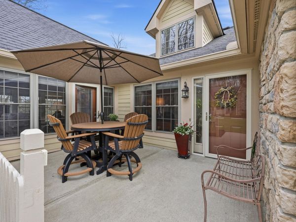 1589 Stone Glen Drive, Lancaster, OH 43130