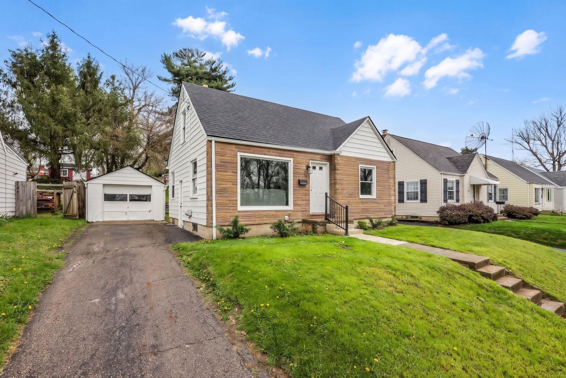 506 Edgemont Road, Newark, OH 43055 Main Photo