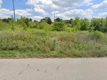 5621 S Main Street, South Bend, IN 46614