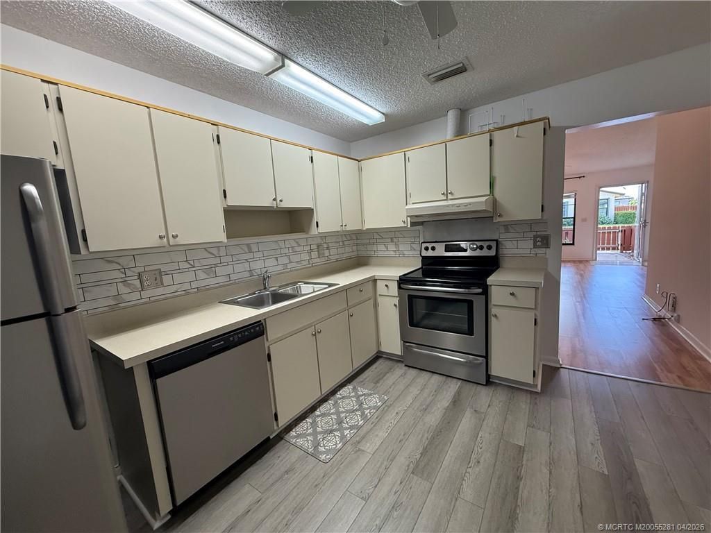 8005 SE Villa Circle, Hobe Sound, FL 33455 Photo