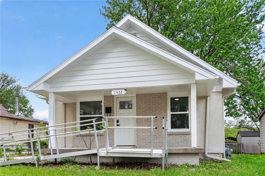 1422 S 41st Street, Kansas City, KS 66106 Main Photo