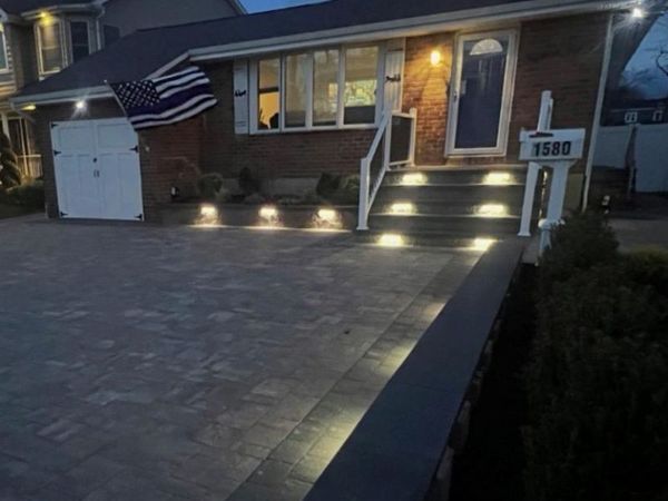 1580 N Jerusalem Road, Merrick, NY 11566