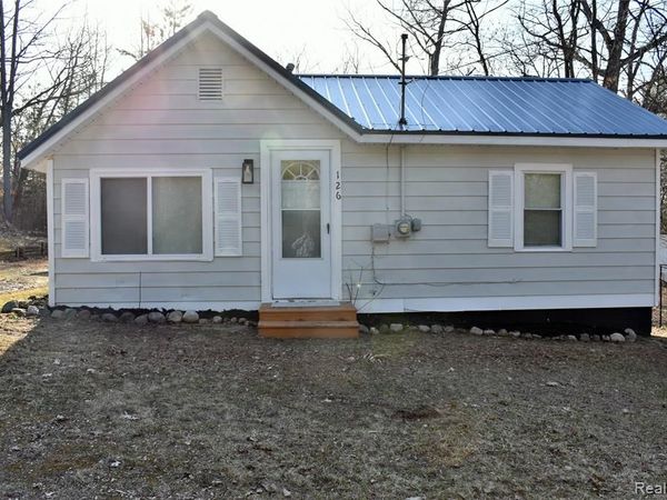 126 Lasalle Avenue, Roscommon Twp, MI 48629