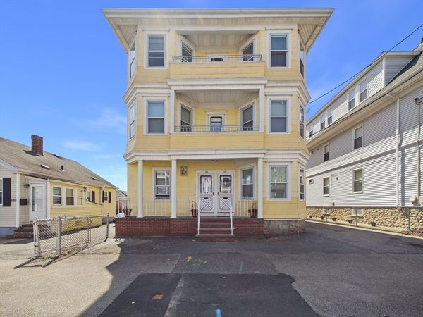 104-106 Belleville Rd, New Bedford, MA 02745