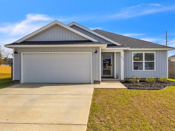 9733 Angel Oak Drive, Beulah, FL 32526