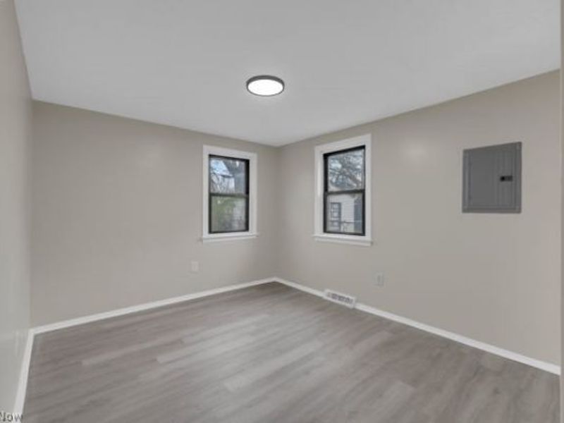 3886 E 143rd Street, Cleveland, OH 44128 Photo 10