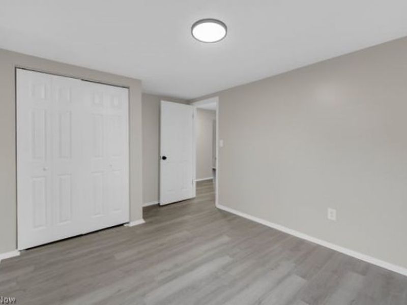 3886 E 143rd Street, Cleveland, OH 44128 Photo 11