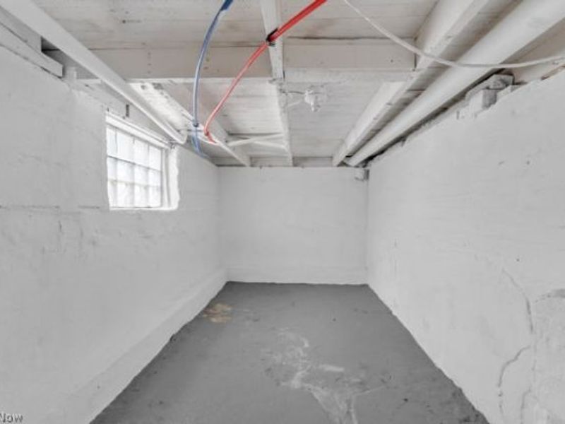 3886 E 143rd Street, Cleveland, OH 44128 Photo 18