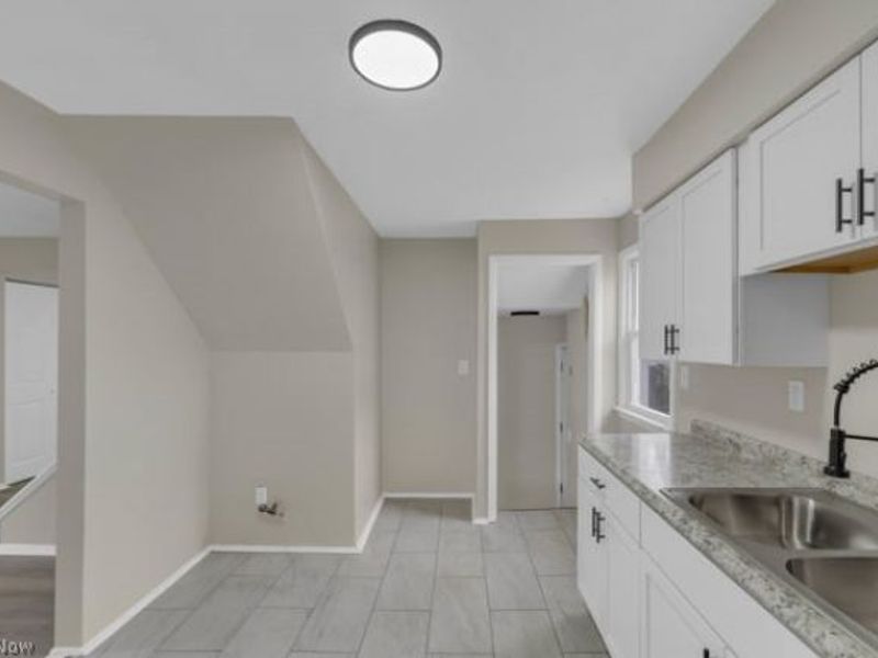 3886 E 143rd Street, Cleveland, OH 44128 Photo 9