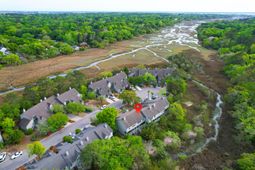 1071 Marsh Court Lane photo 4