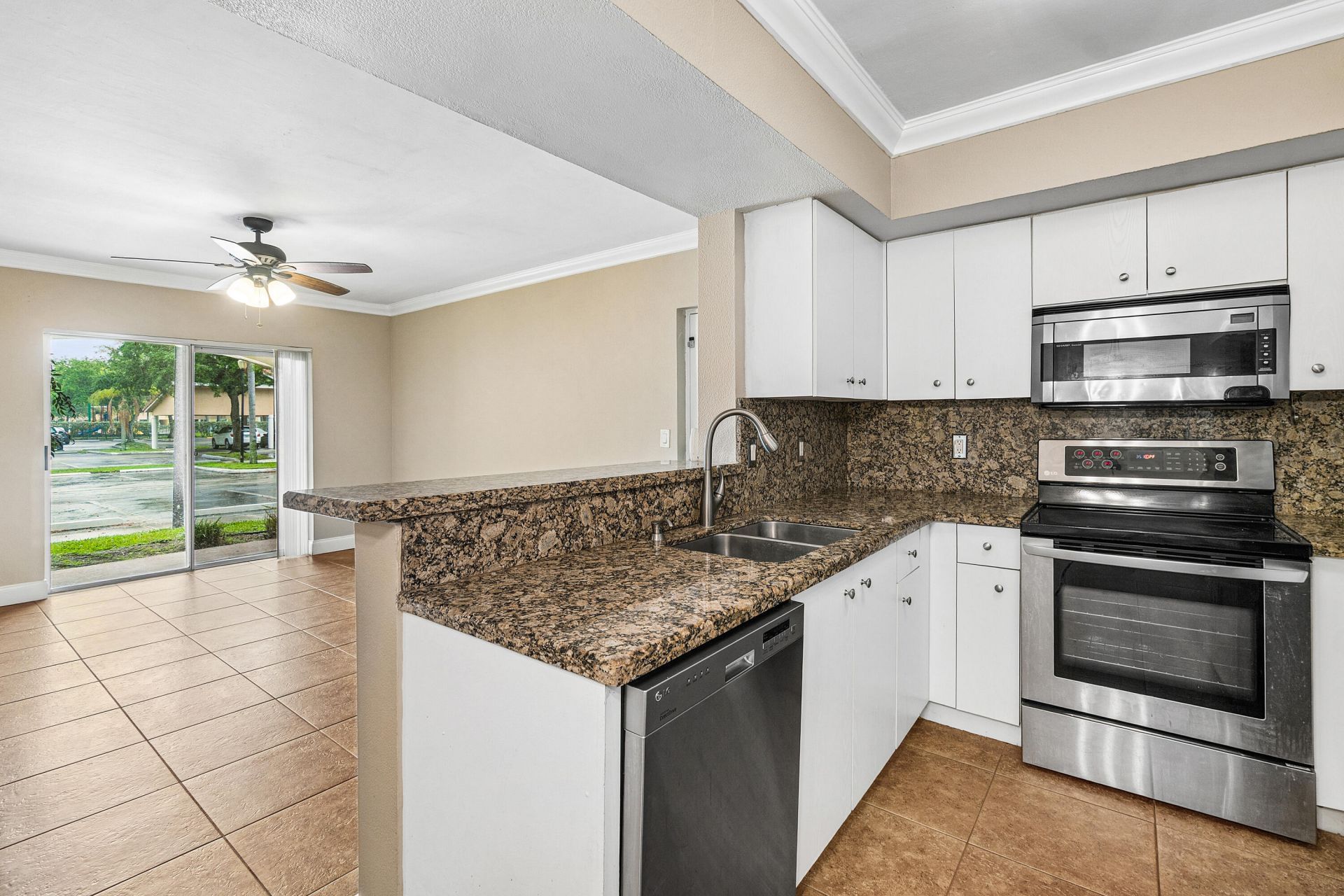5640 NW 61st Street Nw, Unit 1411, Coconut Creek, FL 33073 Photo