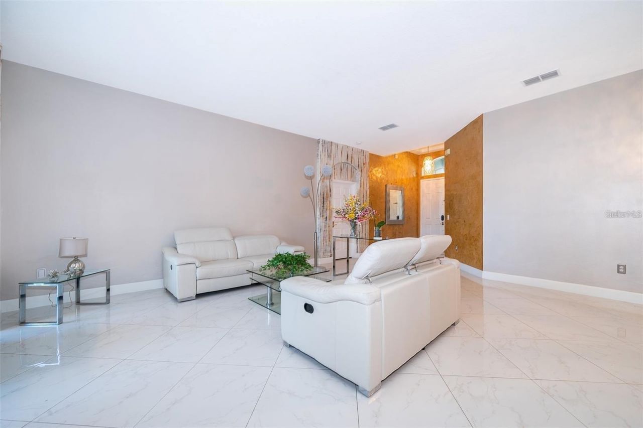 5130 Chelwyn Court, Orlando, FL 32837 Photo