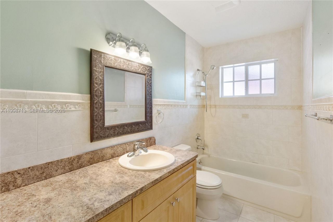 1333 SW 16th St, Miami, FL 33145 Photo