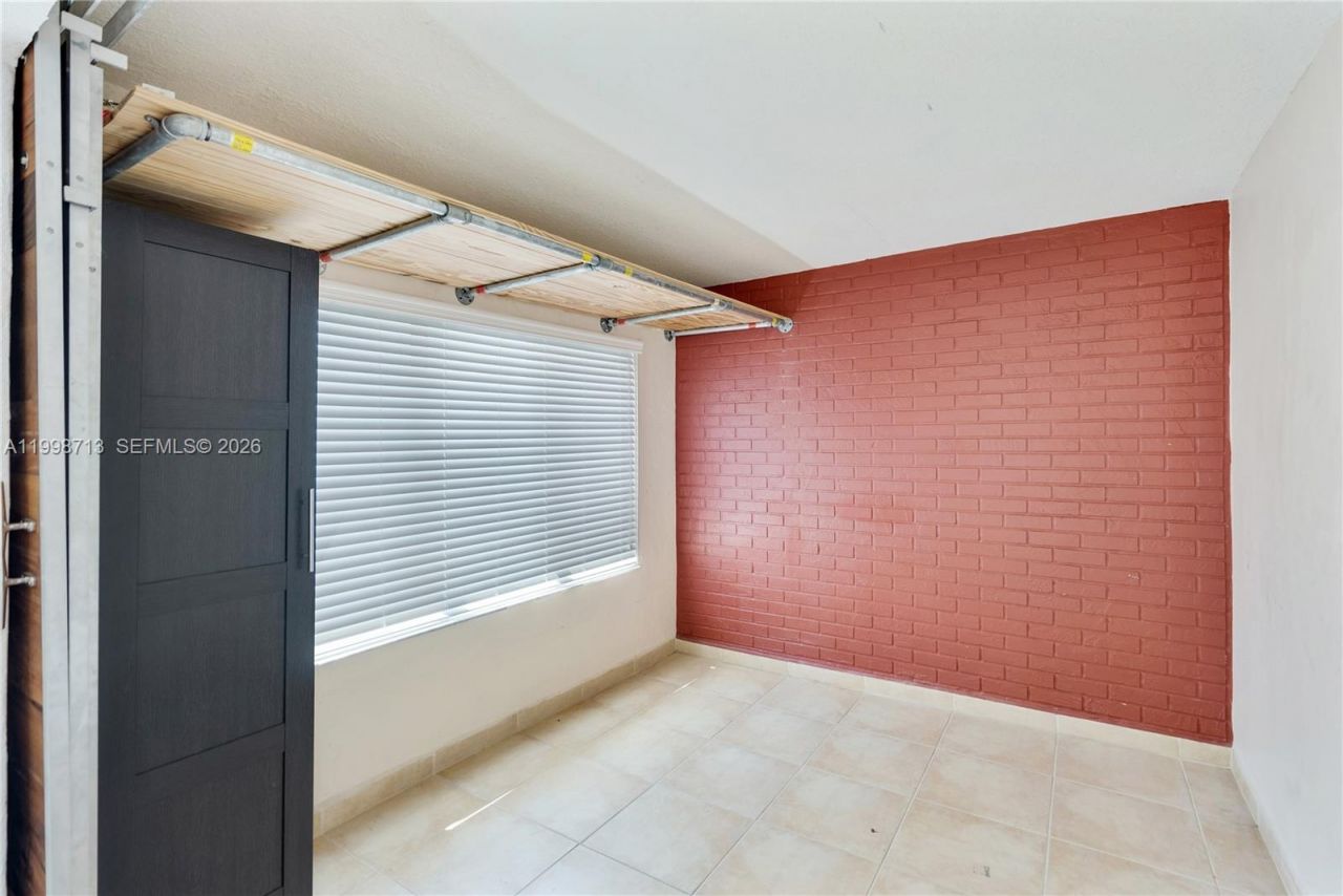 1333 SW 16th St, Miami, FL 33145 Photo