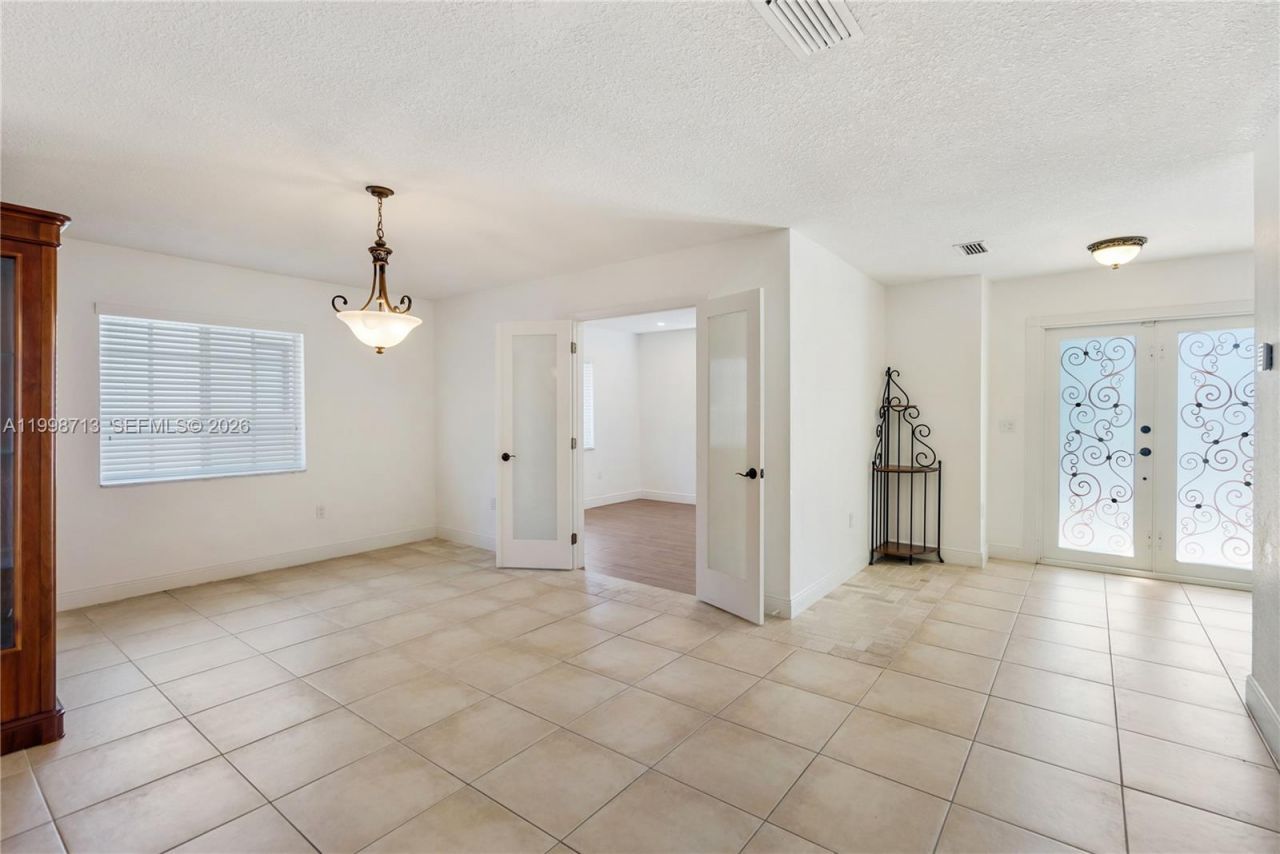 1333 SW 16th St, Miami, FL 33145 Photo