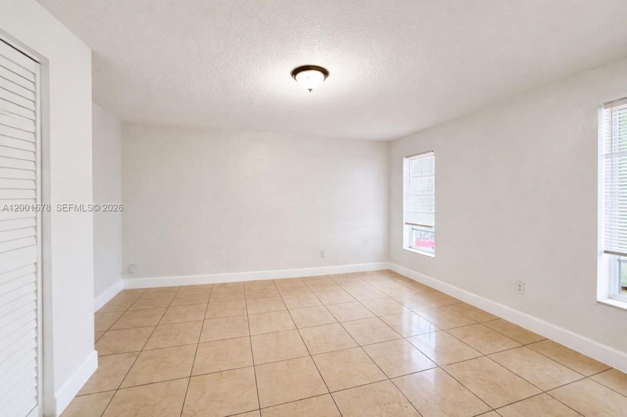 1220 SW 78th Ave, Miami, FL 33144 Photo