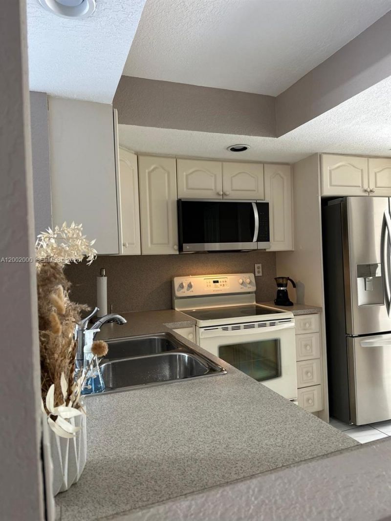 1251 SW 124th Ct, Unit 23-A, Miami, FL 33184 Photo