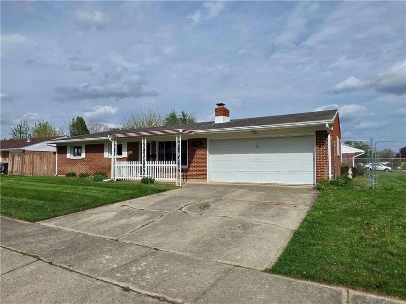 336 Estonia Drive, New Lebanon, OH 45345 Photo 5