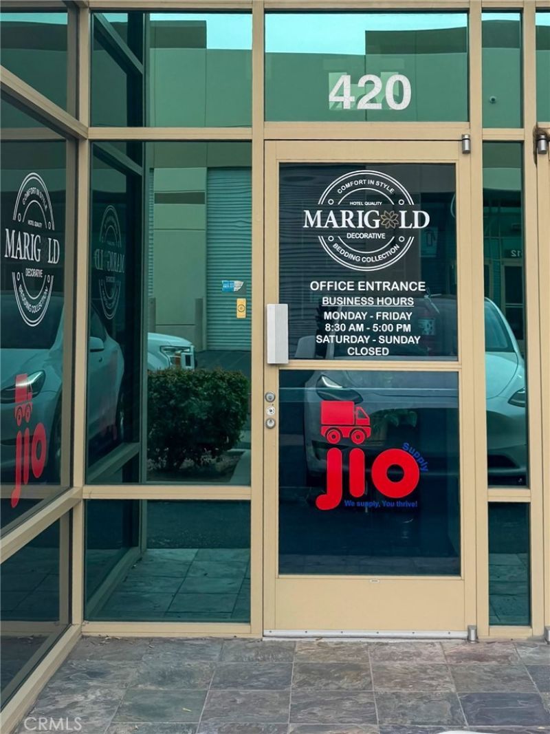 12180 Ridgecrest, Unit 420, Victorville, CA 92395 Main Photo