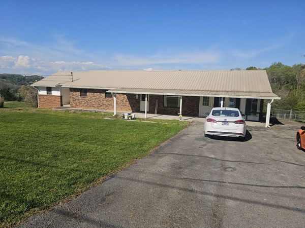 162 Sweeten Road, Parrottsville, TN 37843