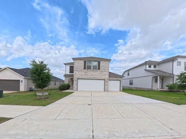 312 Saddle Leaf, Cibolo, TX 78108