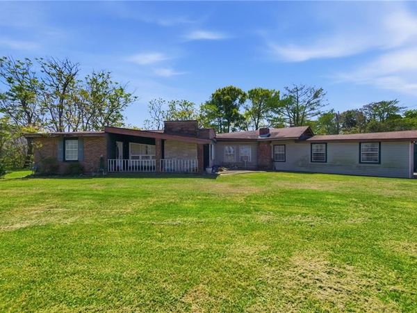 101 103 Q Street, Belle Chasse, LA 70037