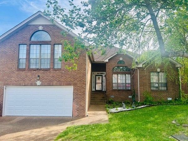 6713 Sugar Hill Dr, Nashville, TN 37211