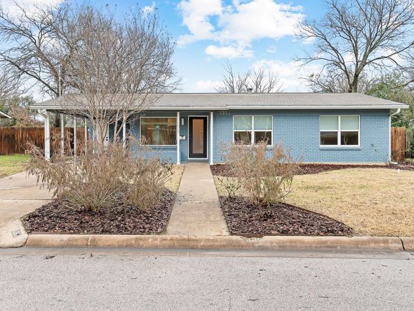 1310 Dwyce DR, Austin, TX 78757