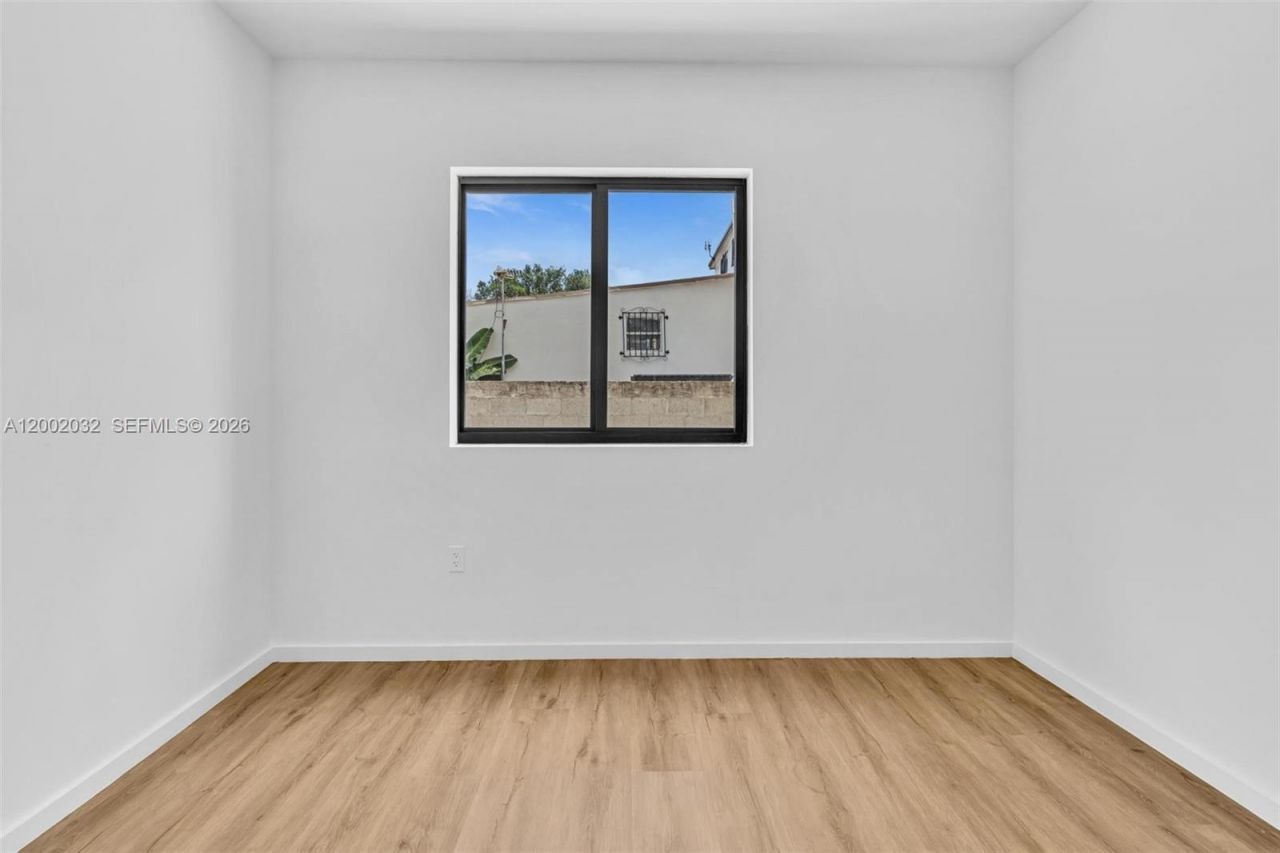 753 NW 30th St, Unit 1, Miami, FL 33127 Photo