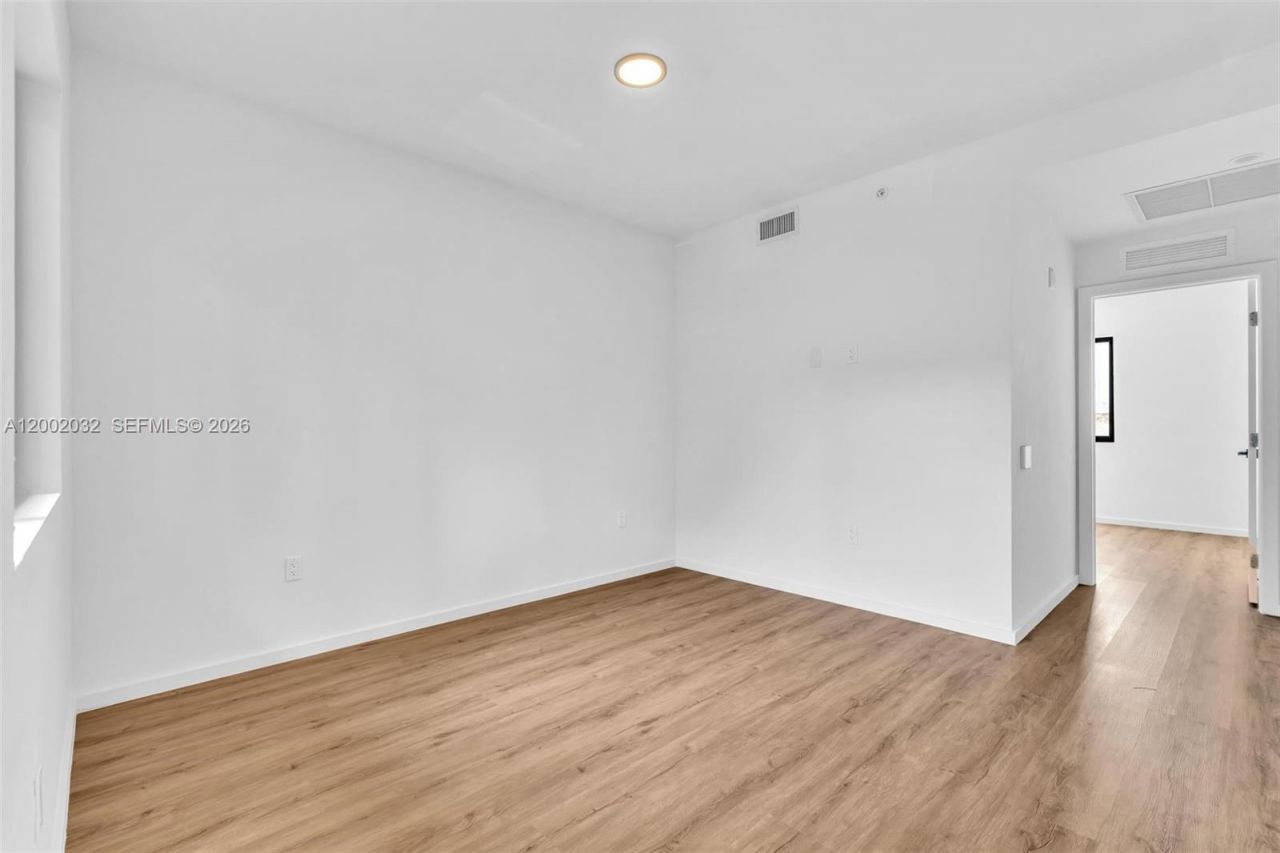 753 NW 30th St, Unit 1, Miami, FL 33127 Photo