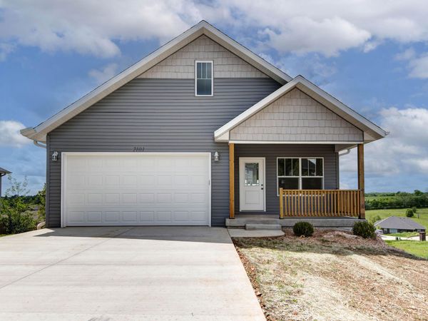 2101 N 26th Street, Ozark, MO 65721