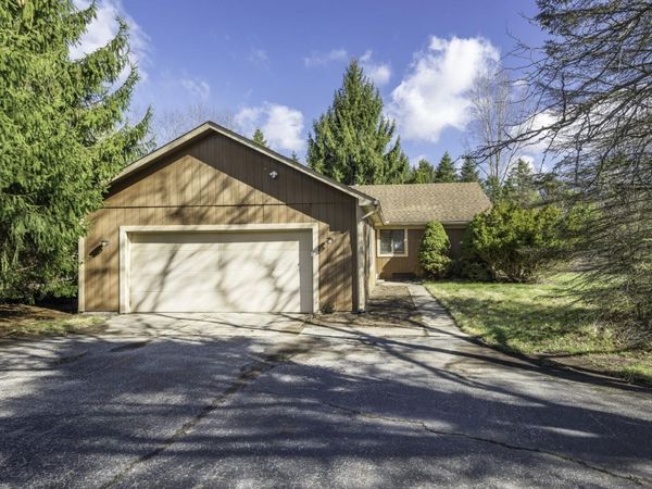 4425 Dexter Townhall Road, Dexter, MI 48130