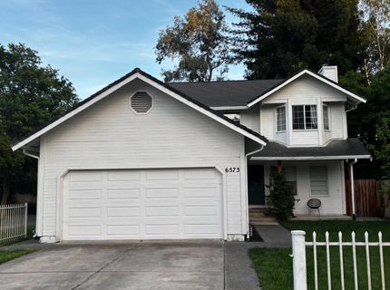6573 Park Riviera Way, Sacramento, CA 95831 Photo