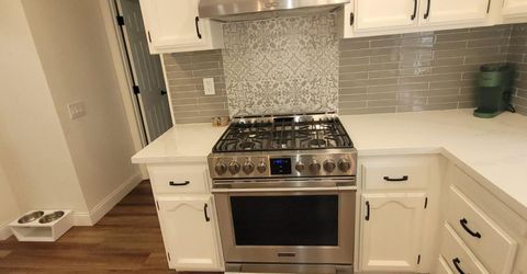 6573 Park Riviera Way, Sacramento, CA 95831 Photo