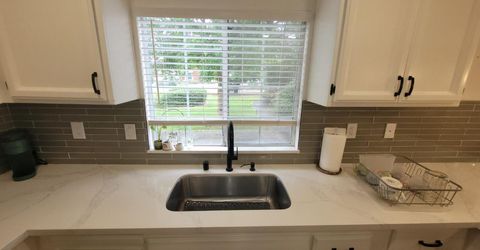 6573 Park Riviera Way, Sacramento, CA 95831 Photo