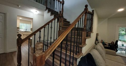 6573 Park Riviera Way, Sacramento, CA 95831 Photo