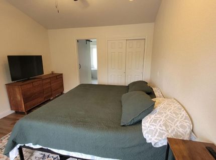 6573 Park Riviera Way, Sacramento, CA 95831 Photo