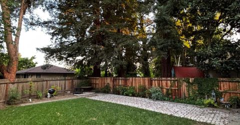 6573 Park Riviera Way, Sacramento, CA 95831 Photo