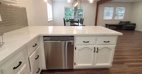 6573 Park Riviera Way, Sacramento, CA 95831 Photo