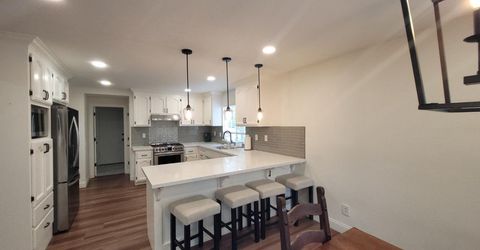 6573 Park Riviera Way, Sacramento, CA 95831 Photo