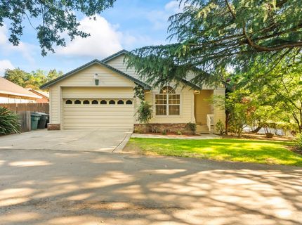 3900 Green Forest Ln, Sacramento, CA 95821 Photo