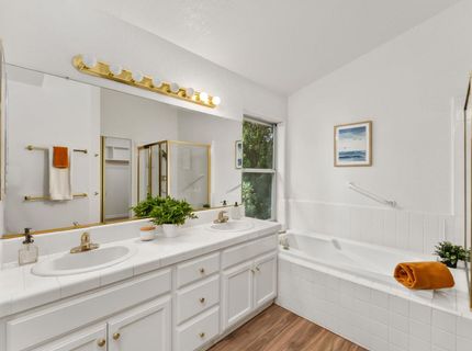 3900 Green Forest Ln, Sacramento, CA 95821 Photo