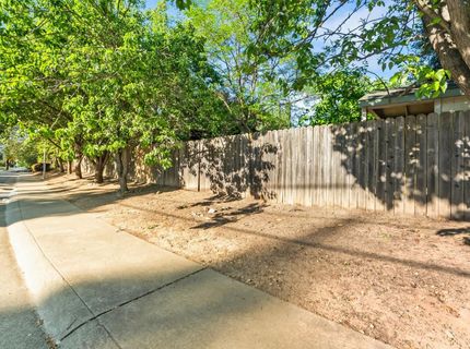 3900 Green Forest Ln, Sacramento, CA 95821 Photo