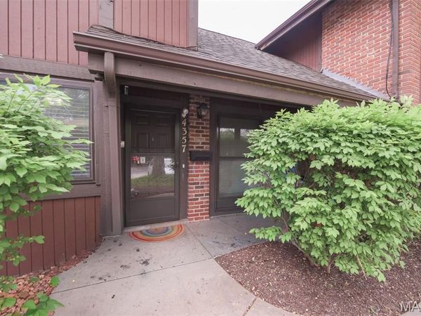 4357 Tavistock Circle, Oakville, MO 63129