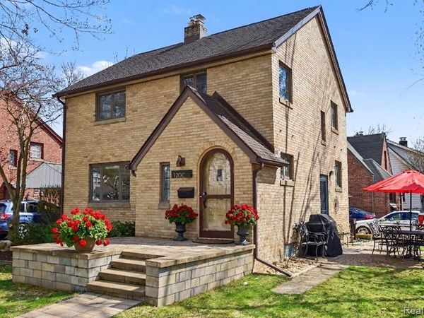 1200 Gardner Avenue, Ann Arbor, MI 48104