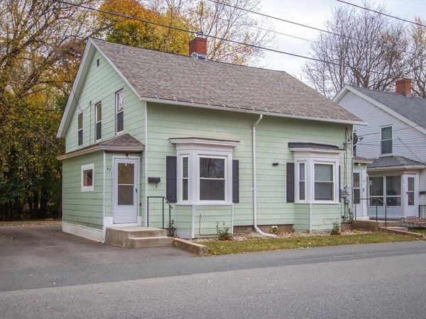 45-47 High St, South Hadley, MA 01075