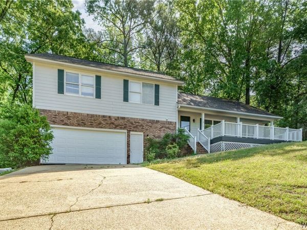 4513 Rainwood Avenue, Northport, AL 35473