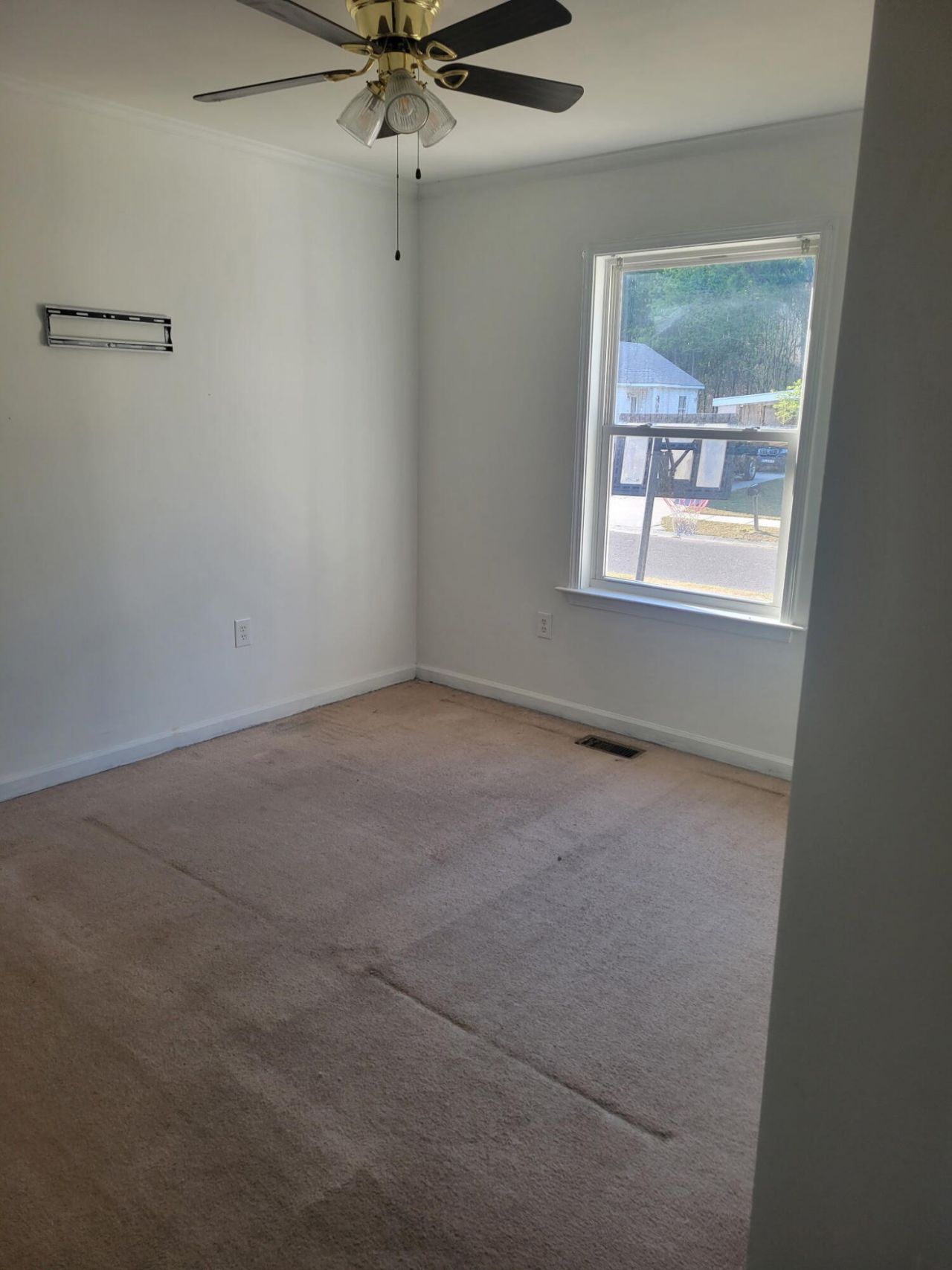 2517 Celestial Court Photo 6