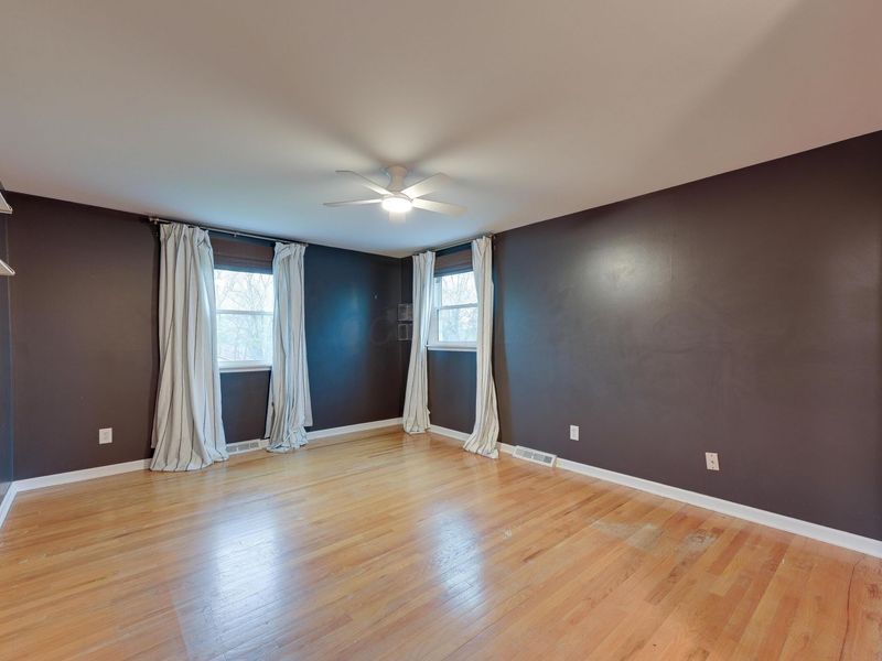 1570 Oakview Drive, Columbus, OH 43235 Photo 24