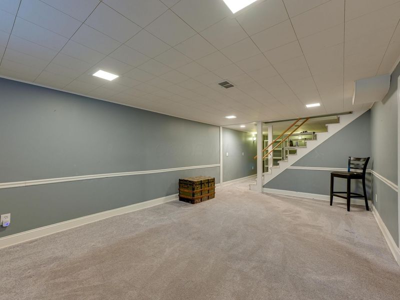 1570 Oakview Drive, Columbus, OH 43235 Photo 41